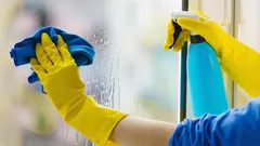 Basta strofinare i vetri una sola volta con questo prodotto - la condensa non comparirà più