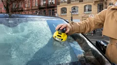 Contro neve, umidità e sporco: 5 dispositivi elettrici per l’automobilista